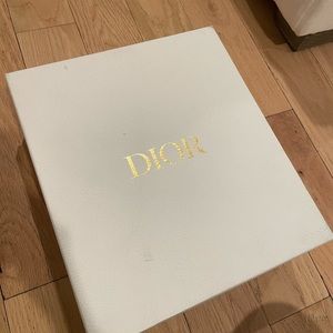 Dior shoebox